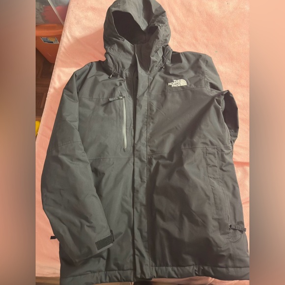 the northface jacket - Picture 6 of 6